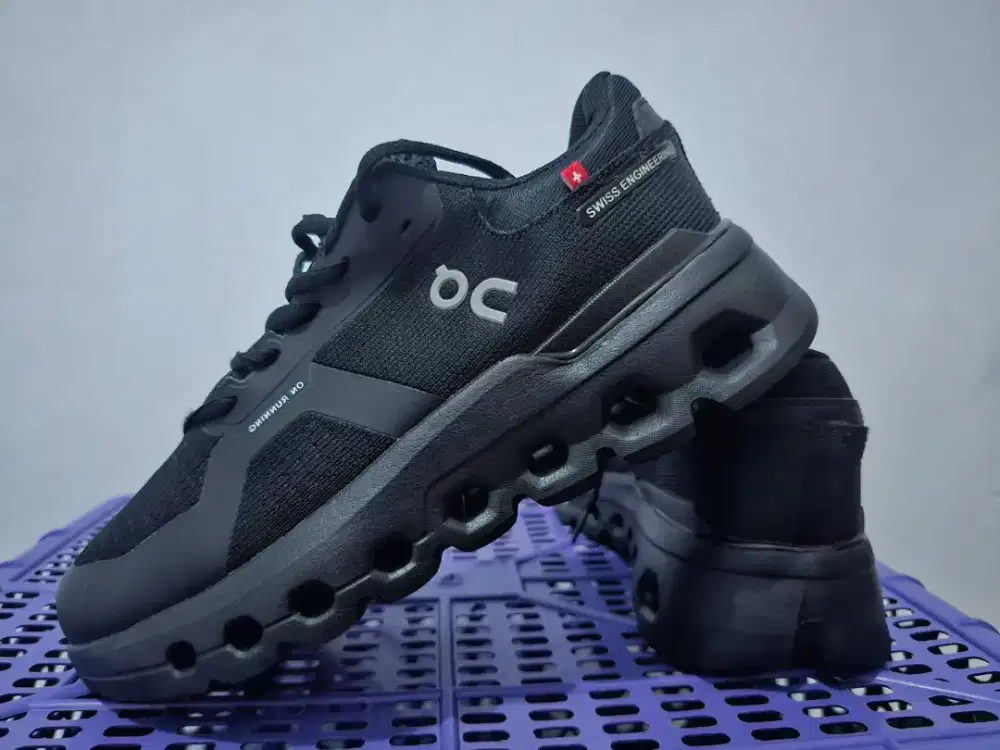 Sepatu On Cloud (OC) Cloudgo All Black Premium - Size 40