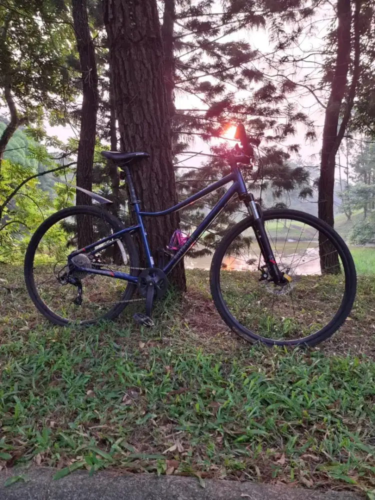 Sepeda Hybrid BTWIN