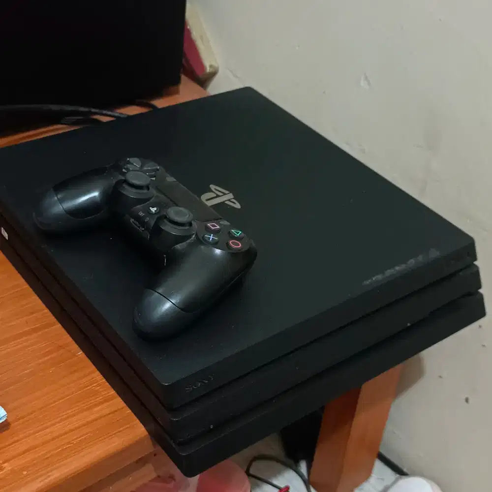 PS4 PRO 1TB 4K Black Full Set Siap Main