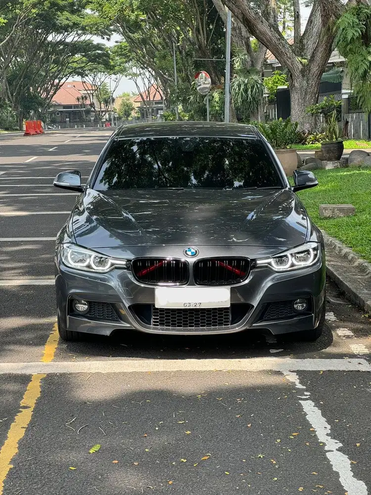 BMW F30 LCI Alcantara Edition Limited
