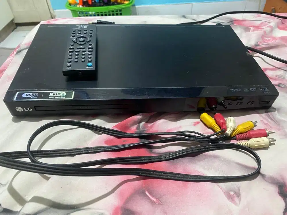 Di jual DVD player merek LG