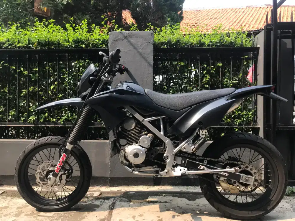 Kawasaki klx tahun 2021