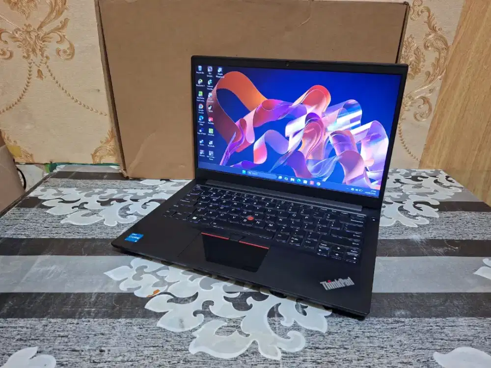 Laptop Lenovo Thinkpad E14