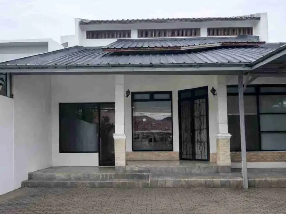 Rumah 1.7 M untuk tempat usaha 2 lantai di pinggir jalan raya pengasinan Bekasi Timur LT 255 LB 240