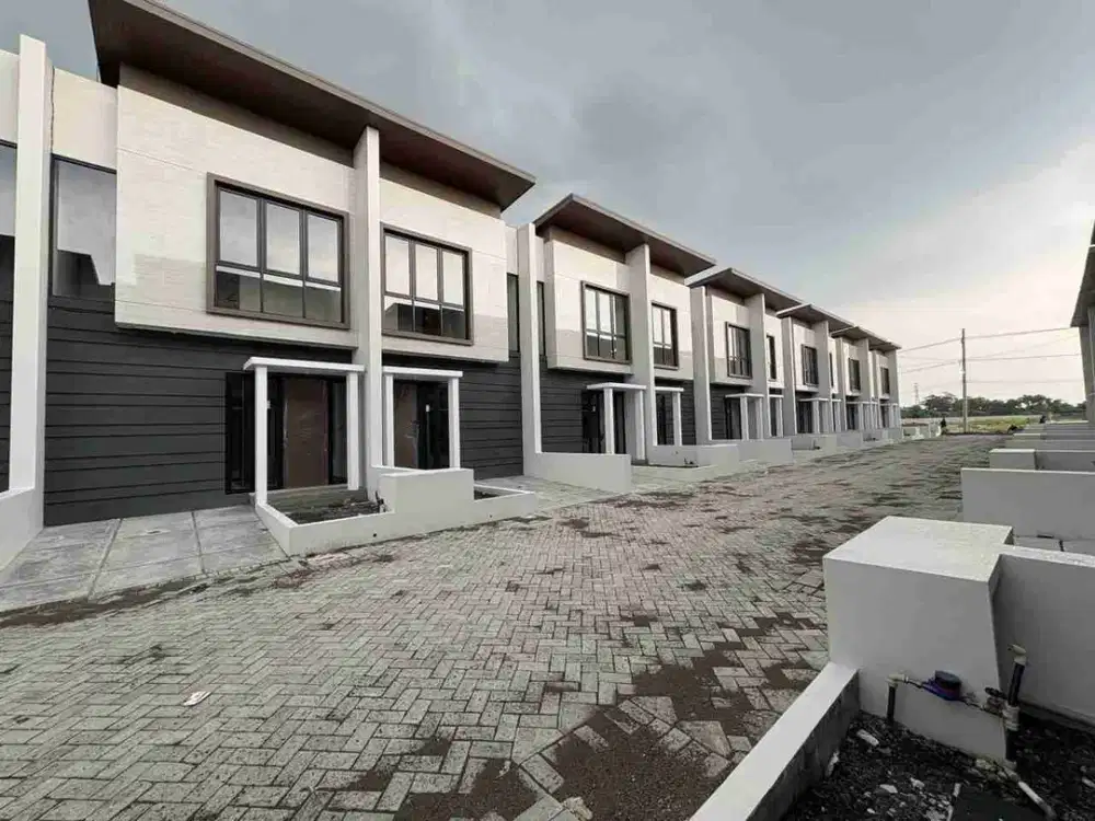 Rumah 1Lantai Dan 2Lantai Di Grand Alana Wonorejo Rungkut Surabaya