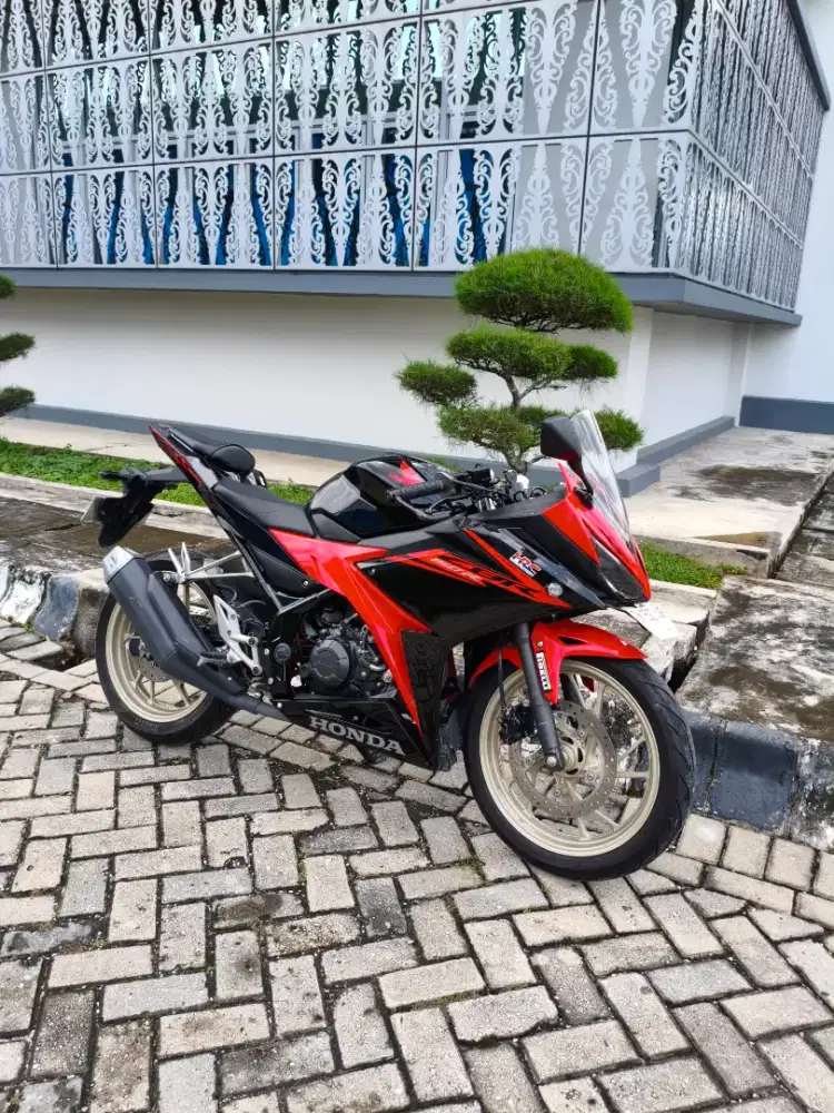 CBR 150 R 2018 ISTIMEWA