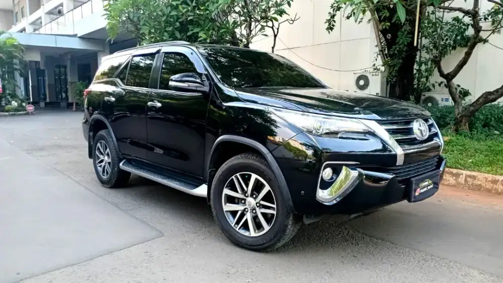 TOYOTA FORTUNER VRZ 2016 BLACK ANTIK