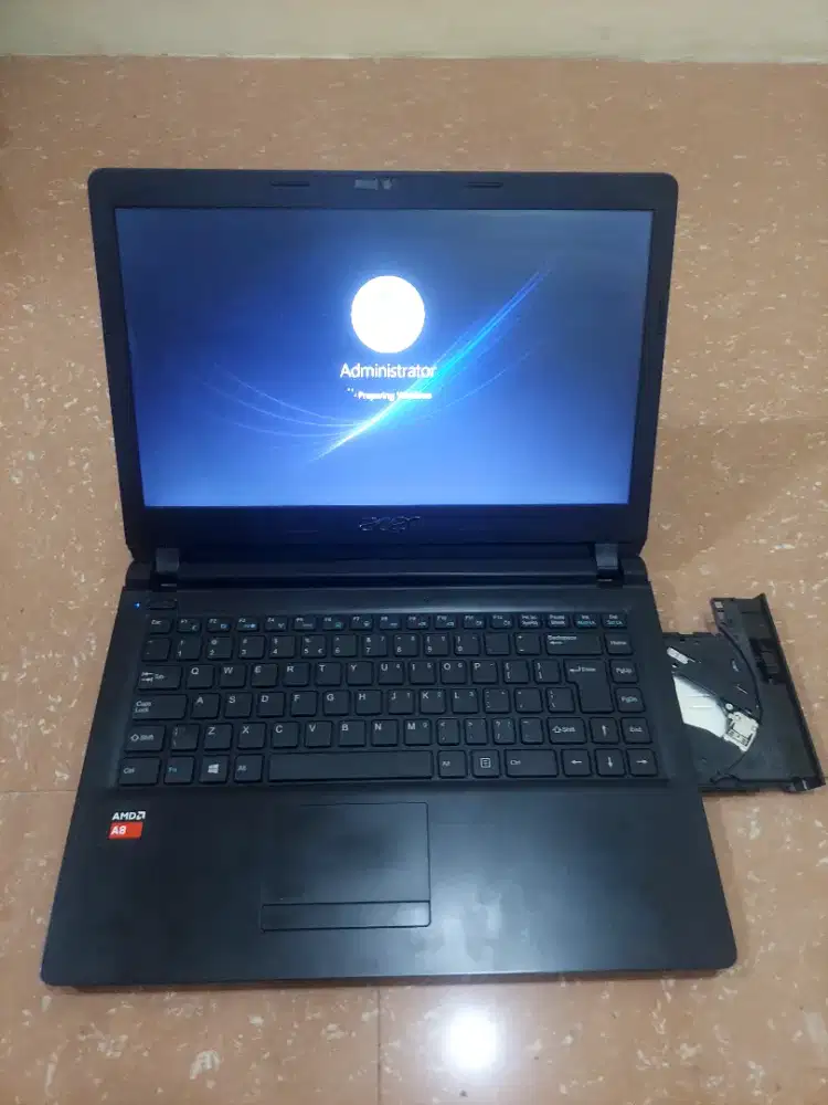 Laptop Acer Z3-451/8 Siap Pakai / BU