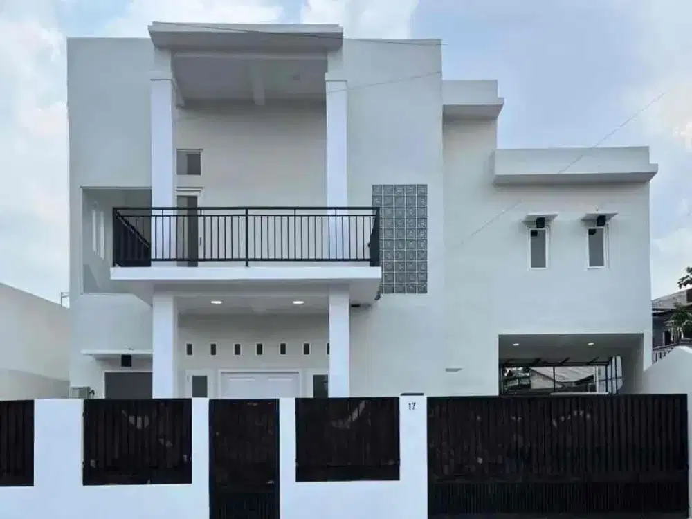 Rumah LT 200meter Bangunan 180m Di Komplek Ciputat Baru Full Renov Megah Murah Hanya 1.750M nego Bisa KPR