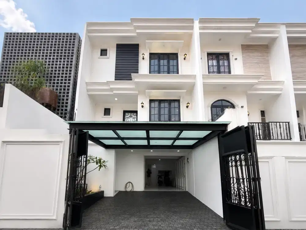 Full Interior 4 Lantai Rooftop di Tebet dekat Tol Dalam Kota Jakarta