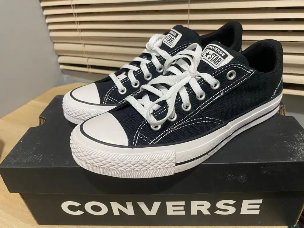 DIJUAL CONVERSE ORI UKURAN 42