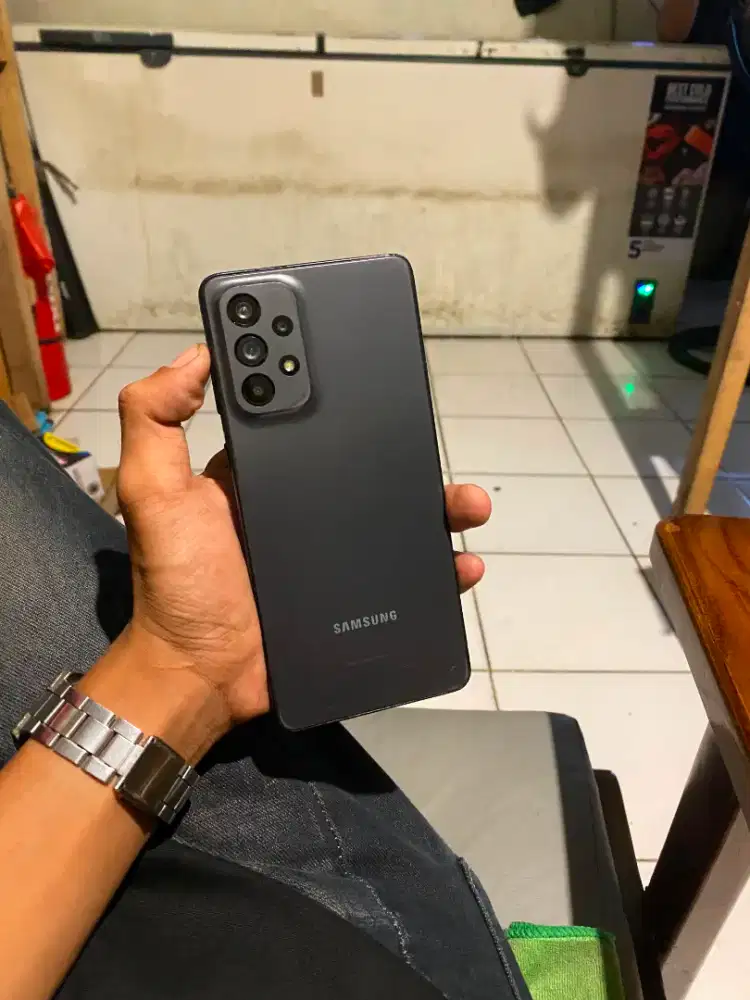 Samsung A73 5G Normal