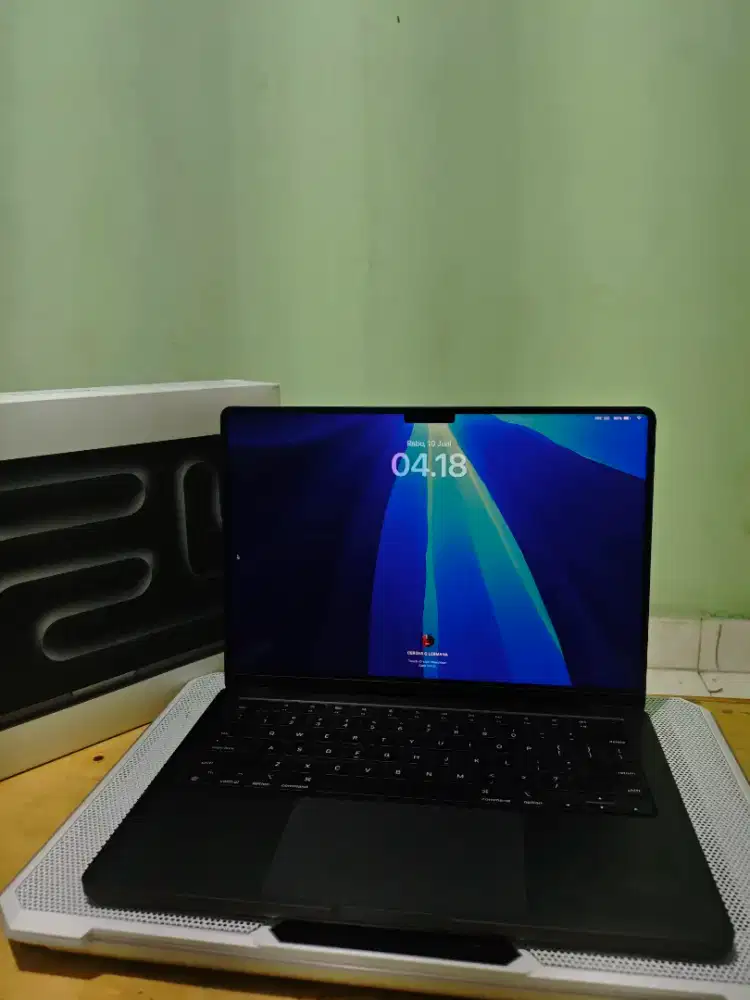 Jual Macbook Pro M3pro 18/512GB