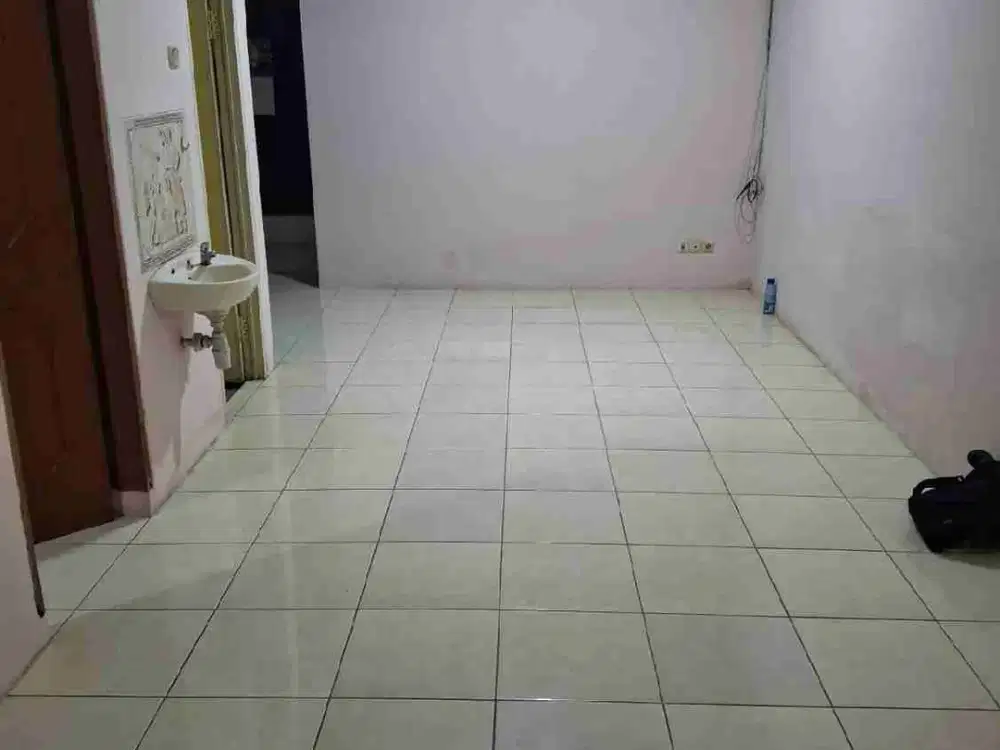 Jual/Sewa
Rumah TKI 3
Lt 102m² Lb 70m²
Kmt 2+1, Kmd 2+1
List 2200w
Air Submersible
SHGB
Harga Sewa 35jt/th nego
Harga Jual 1.2M nego