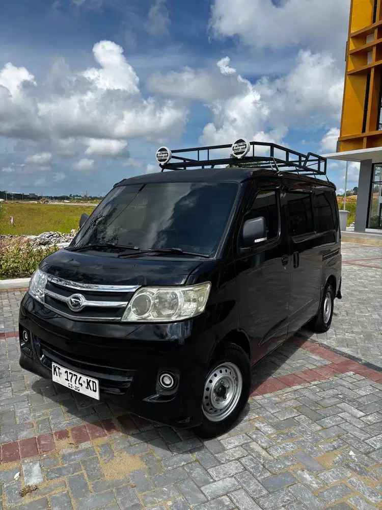 Daihatsu Luxio 2010 Bensin