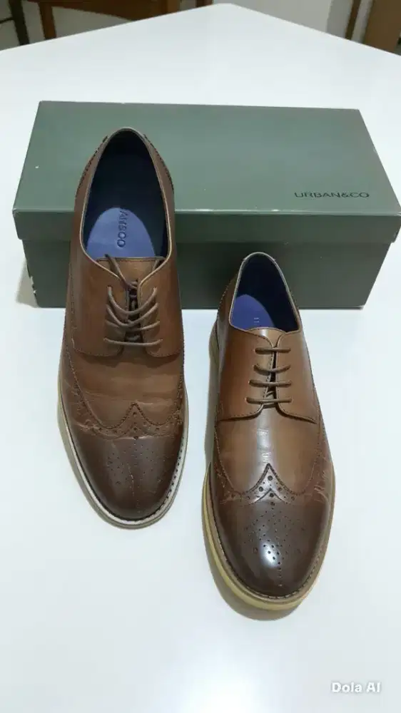 Sepatu urban & co