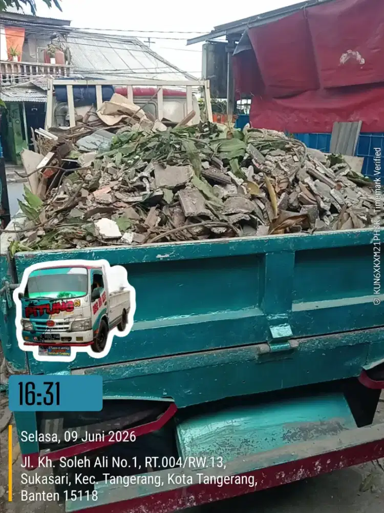 Jasa pengurugan dan buang puing