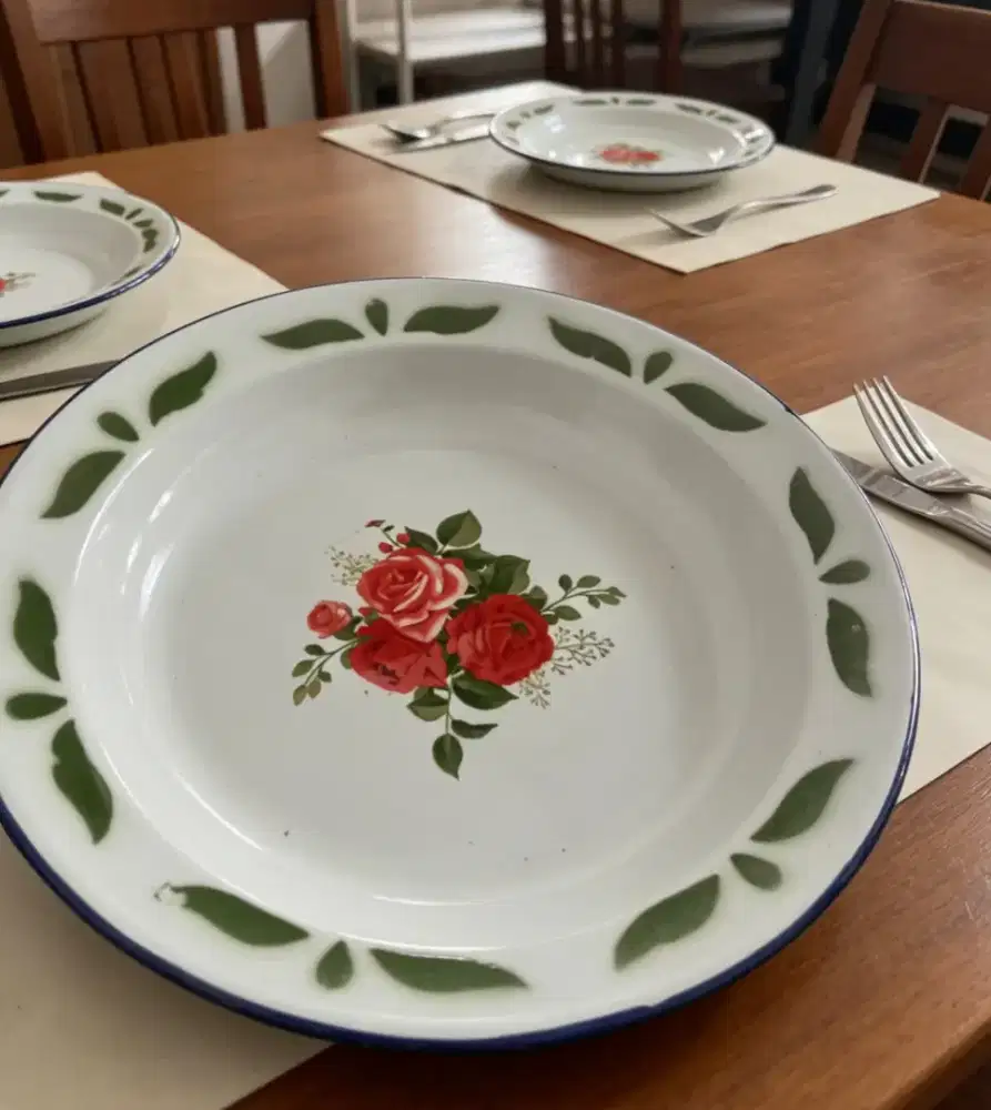 Piring Jadul Enamel