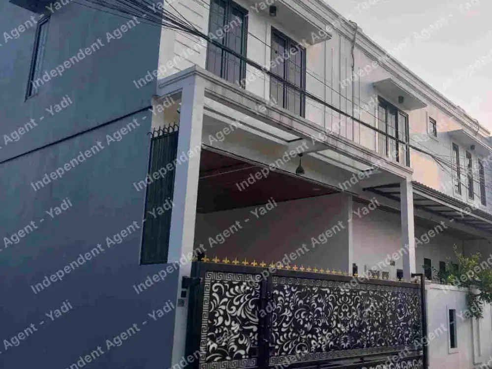 Rumah mewah pasilitas pull Lokasi strategies askes toll Pondok kelapa