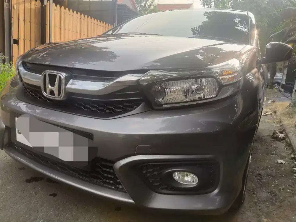 Honda Brio E At 2022 km rendah