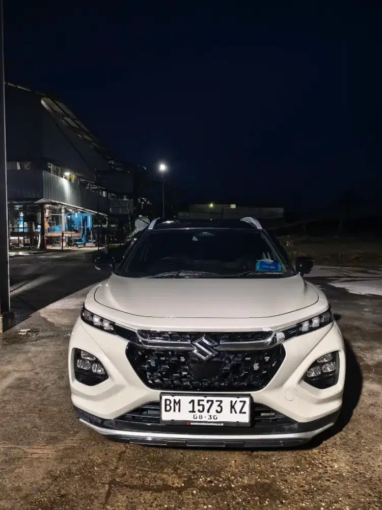 Suzuki fronx type sgx 1.5 two tone savana ivory