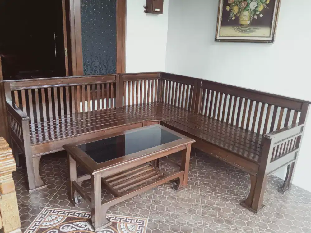 Kursi sudut minimalis