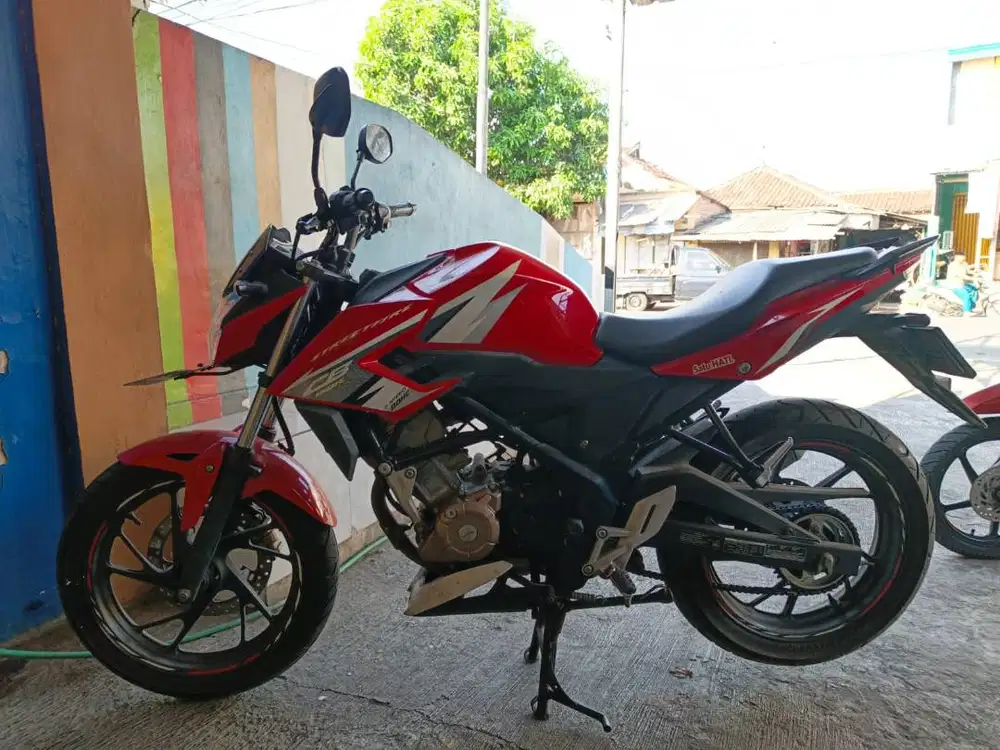 MOKAS - HONDA CB 150R STREETFIRE 2017
