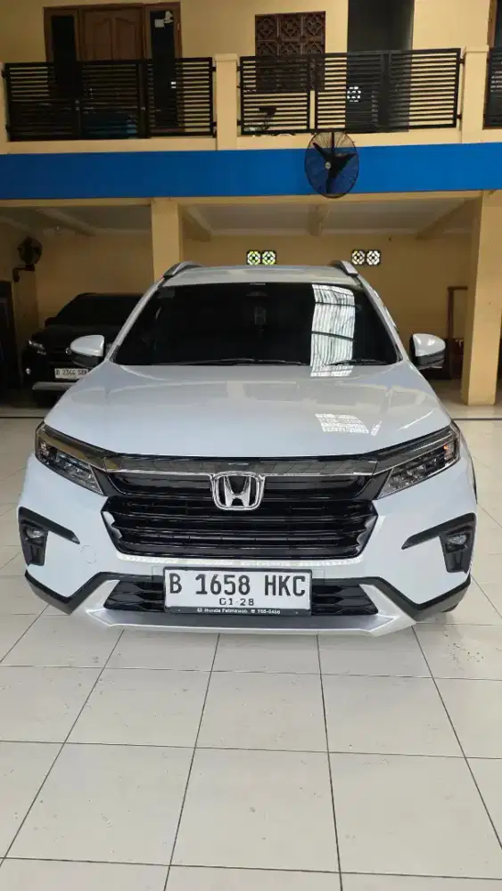 Honda HRV Prestige Sensing AT 2022/23 Putih