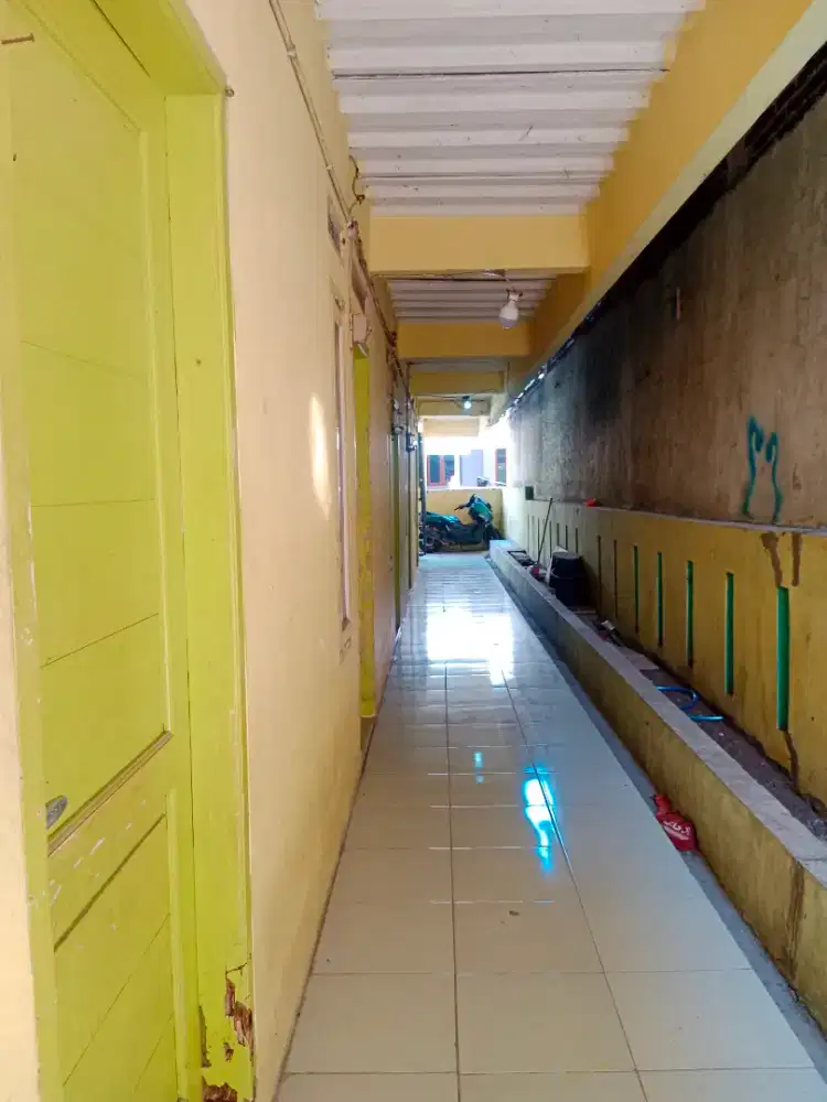 BANTING HARGA !! JUAL RUMAH KOST JATINANGOR