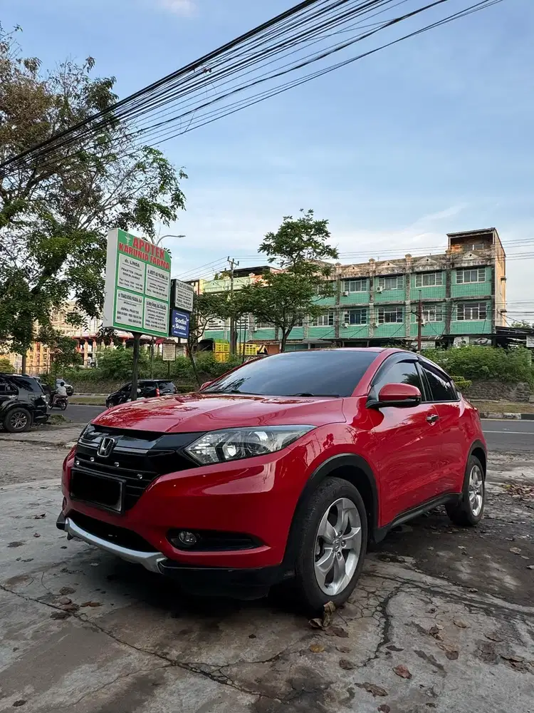 HR-V E Automatic (2015/2016) Mewahh
