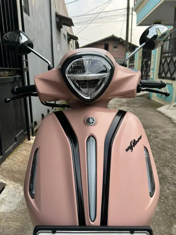 Yamaha grand filano hybrid neo keyles