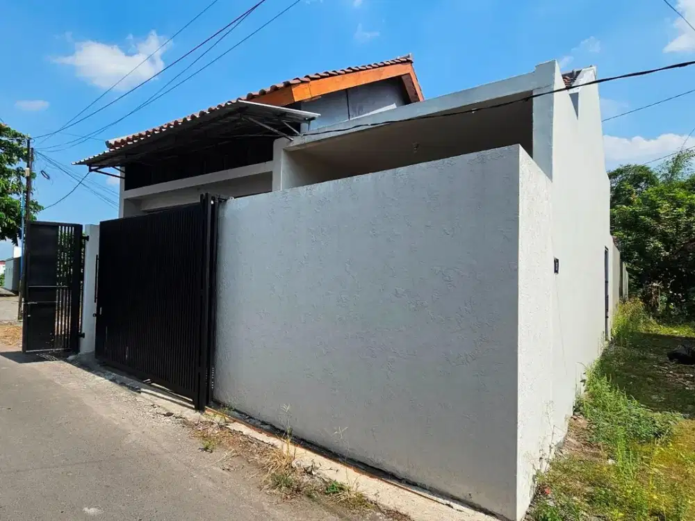 Rumah Villa Private Pool furnished dekat UAD Tamanan Banguntapan