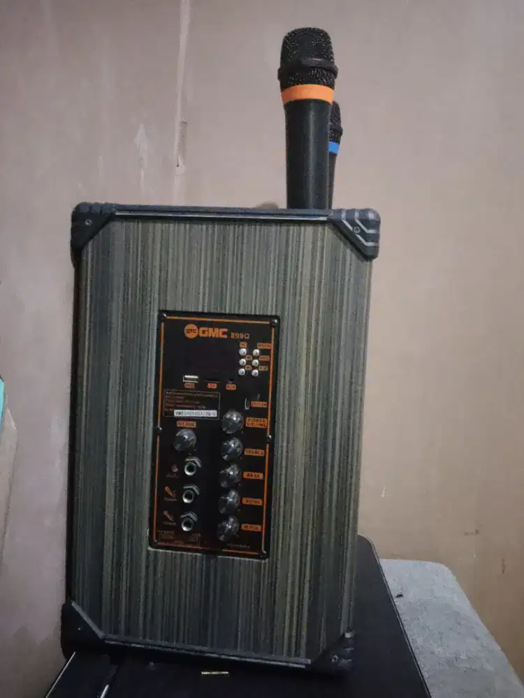 Speaker GMC Q899