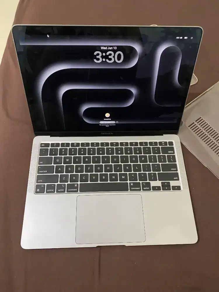 MACKBOOK AIR M1 8/256 IBOX