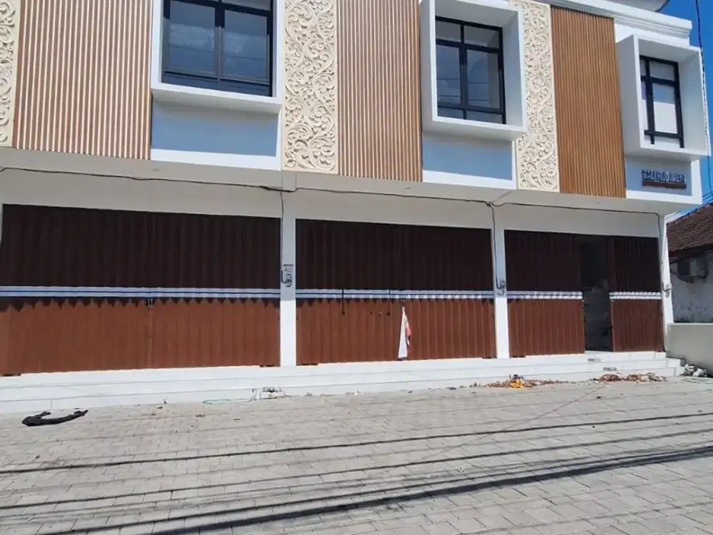RUKO BARU SIAP HUNI JL. BAKUNG SARI 500 METER DARI PANTAI KUTA BALI