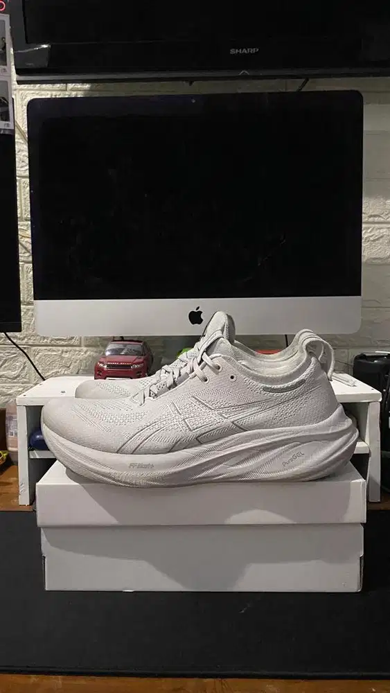 Assic Nimbus 26 Size 45 100% Authentic