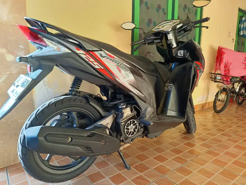Vario 125 thn 2014 plat D lengkap