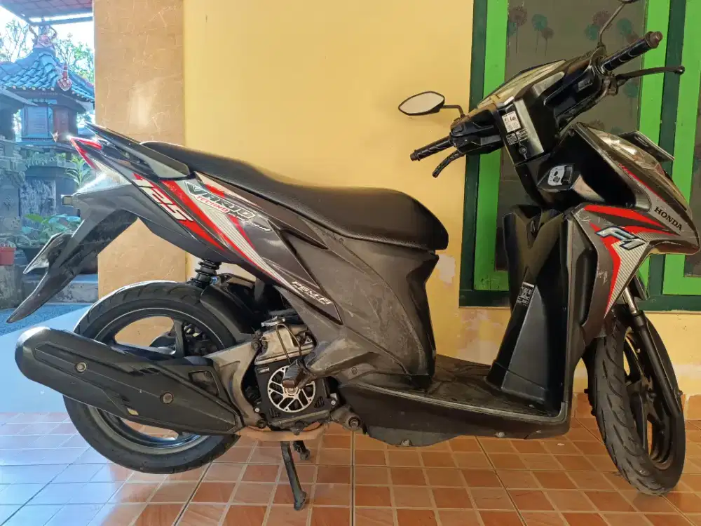 Vario 125 thn 2014 plat D lengkap