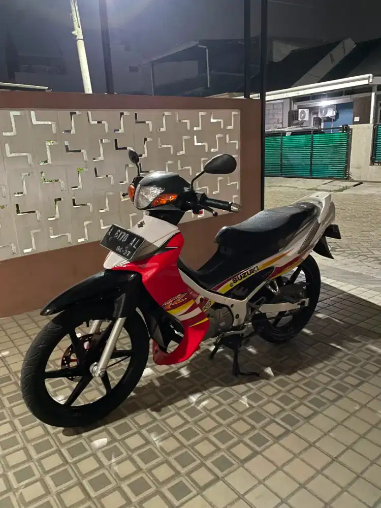 Dijual Cepat Satria Hiu 2004