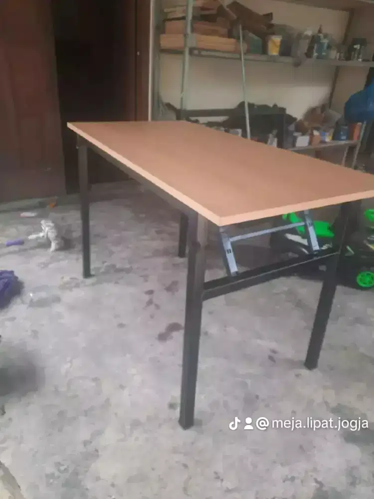 Meja lipat hpl.jogja