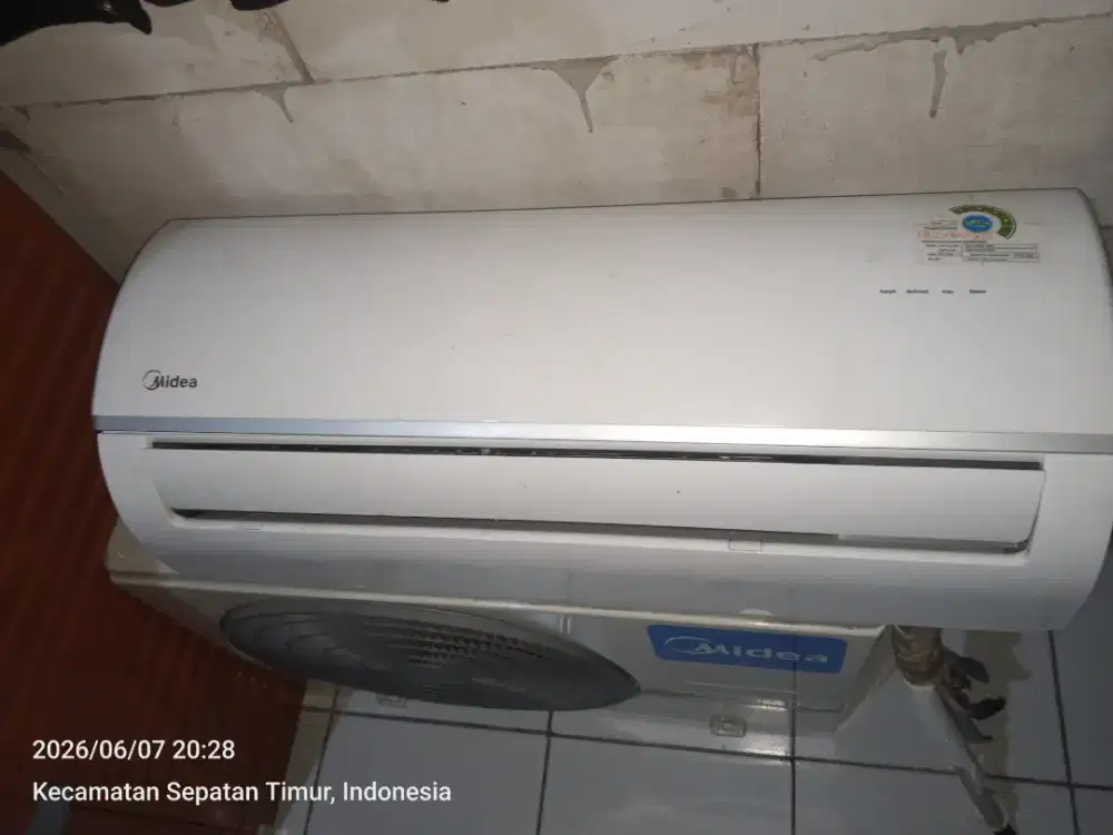 Jual AC split Midea + pasang.