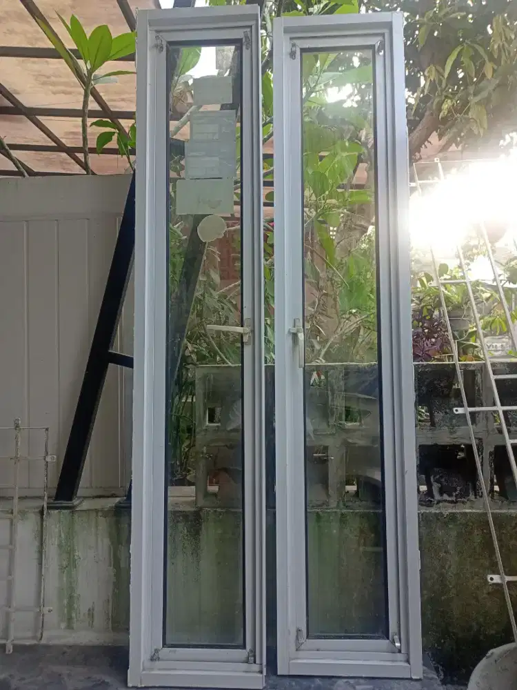 Jual Kusen Jendela Aluminium Bekas