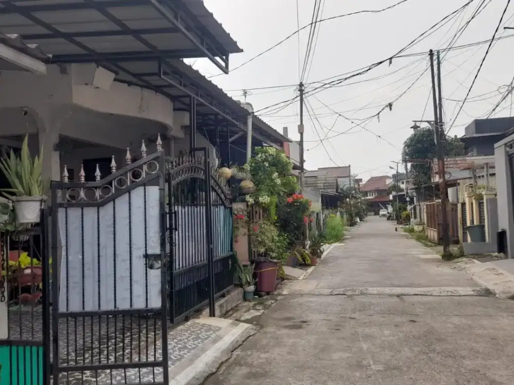 Repost and Reprice !! Dijual Rumah Murah Siap Huni BU, di Perumahan Duta Indah Bekasi.