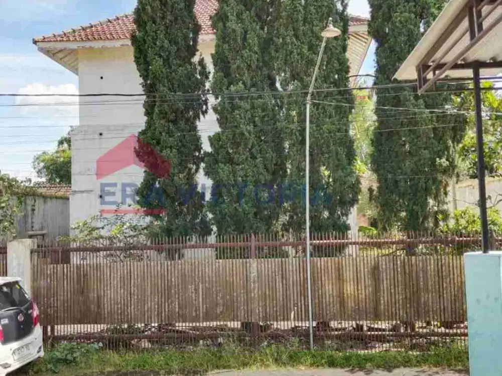 Rumah dg Halaman Seluas 1219m2 dekat Pasar Pakis, Sekarpuro, Cocok Untuk Investasi