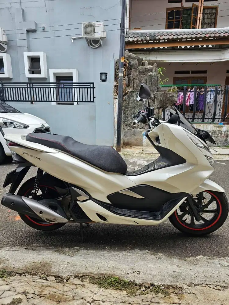 PCX 150 CBS Putih 2019