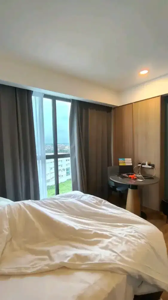 Room cleaning officer (Female)