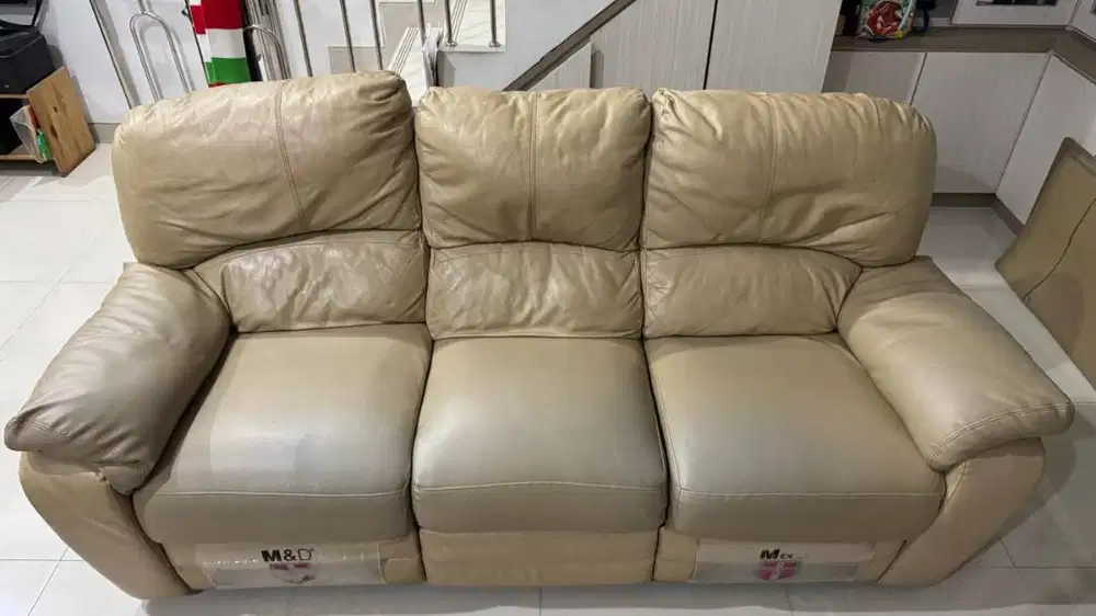 Sofa Kulit ACE HARDWARE