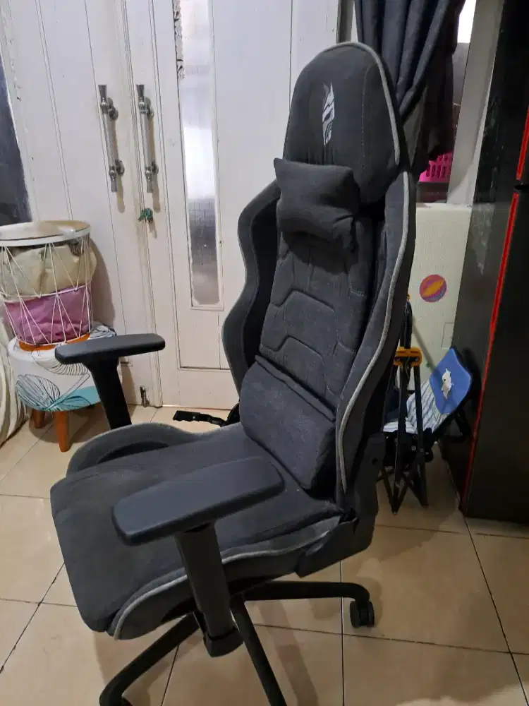 Kursi Gaming Rexus RGC 105 second like new