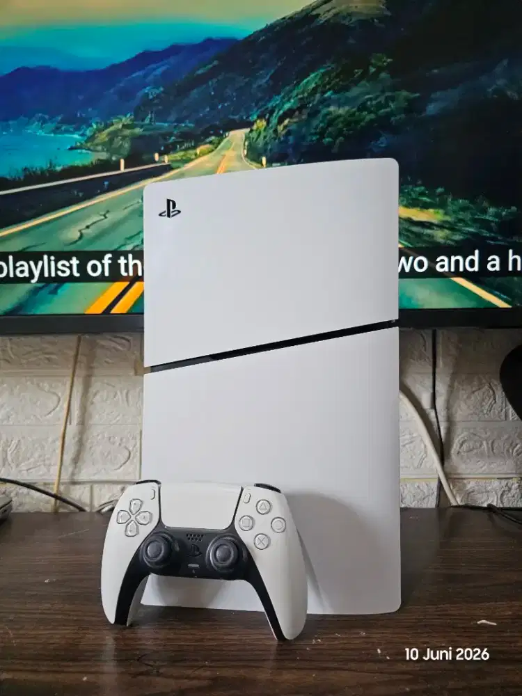 PS5 SLIM DISC VERSION
BISA DIGITAL DAN DISC
PRODUKSI BULAN 4 2025