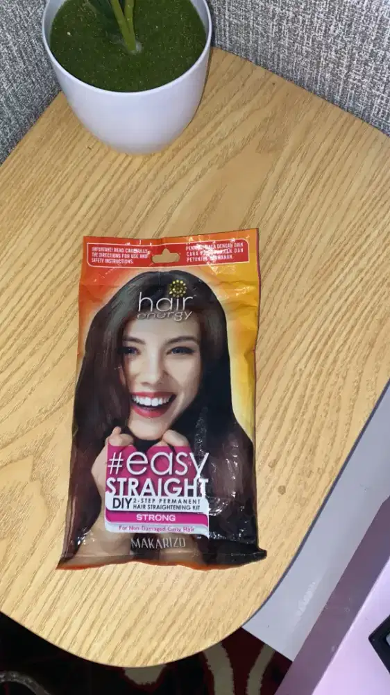 Makarizo Smoothing Hair Energi Easy Straight